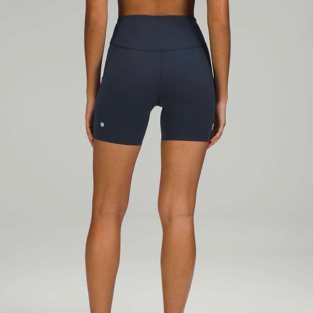 Lululemon Navy Blue Base Pace High Rise Shorts 6” Inseam Women’s Size 12 - Picture 2 of 15